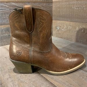 Ariat Darlin Naturally Distressed Brown Bootie 7